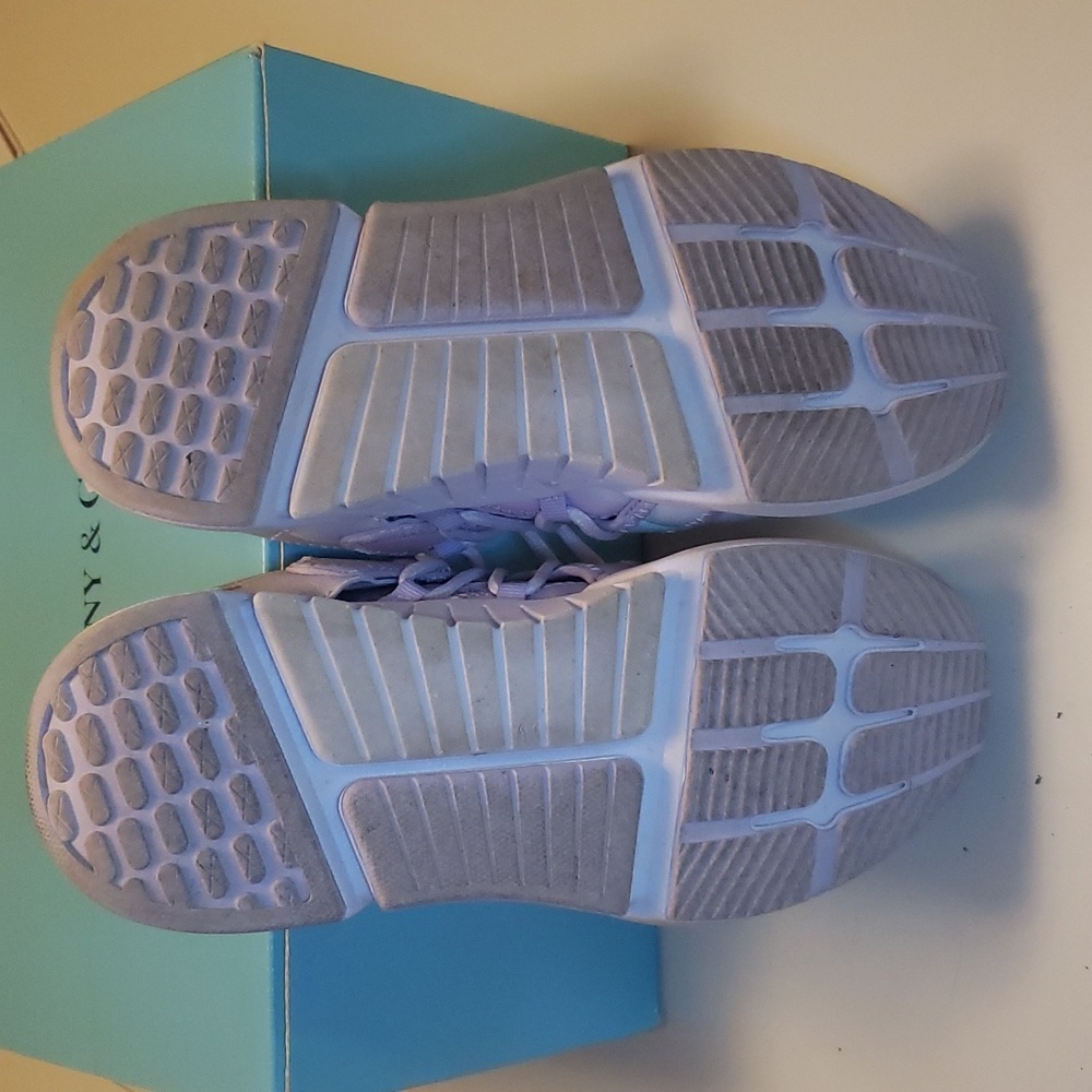 Brookside Performance Sneakers - Picture 3 of 6
